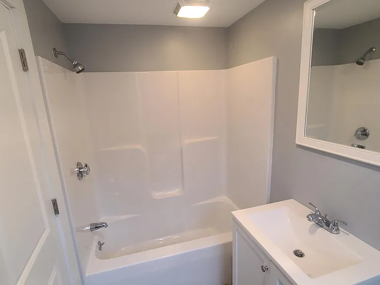 177 Main St #2 — Photo 3