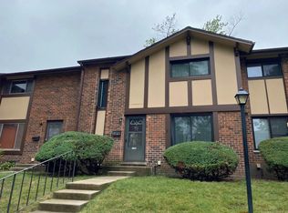 1S170 Ingersoll Ln, Villa Park, IL 60181