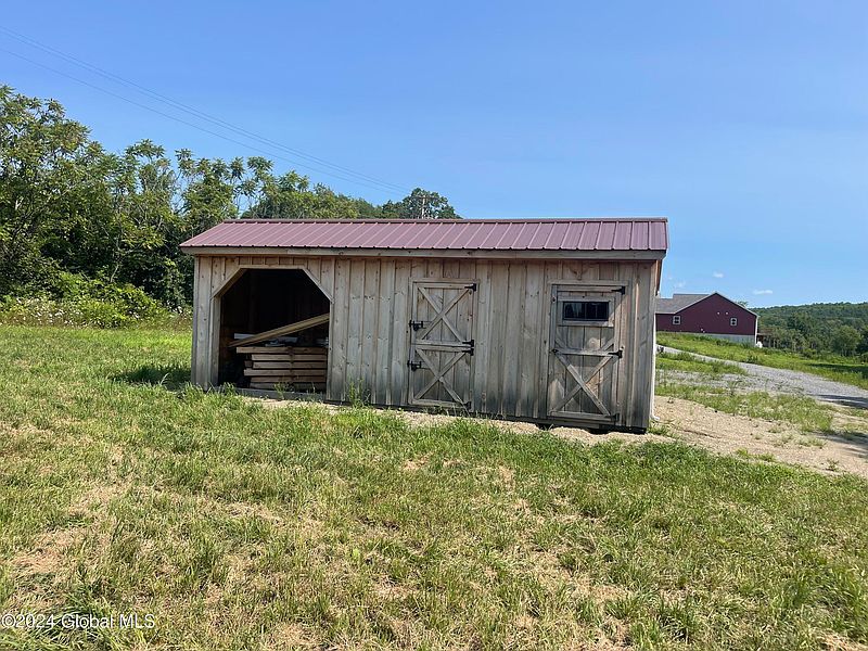 4th image of 296 Durkeetown Road