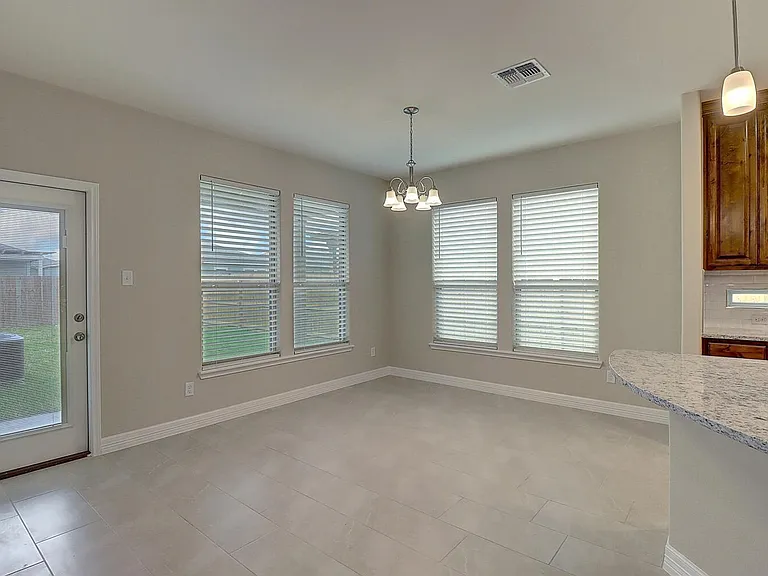 2202 Crystal Bay Dr — Photo 20