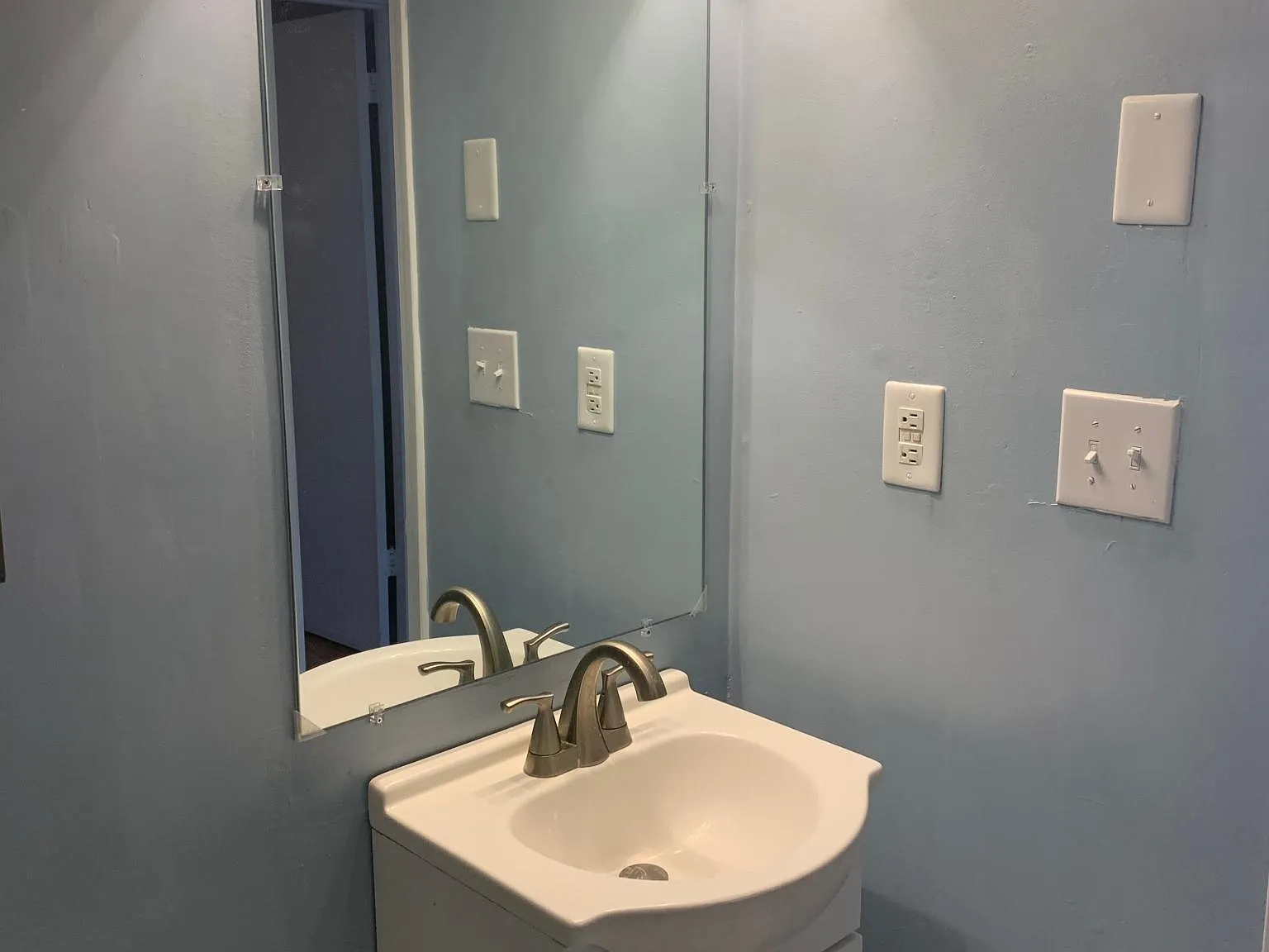 2 bed, 1050 sqft, $1,375 — Photo 4
