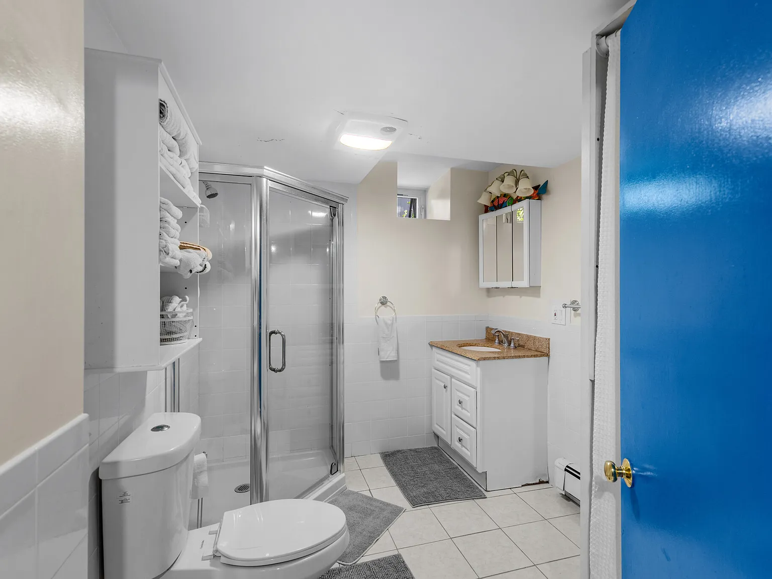 2 bed, 1100 sqft, $3,200 — Photo 4
