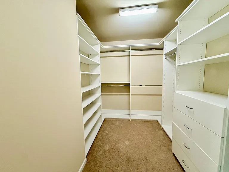 1009 Providence Forest Dr — Photo 25