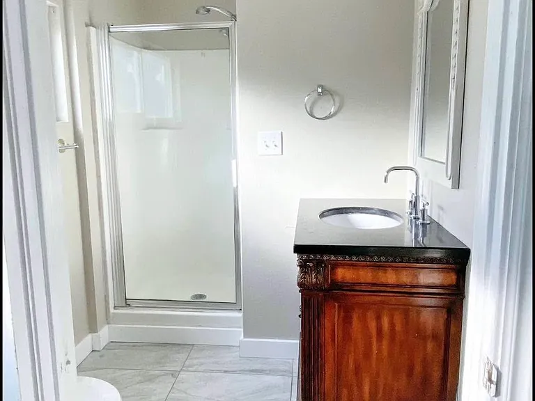 612 N 860 W — Photo 10