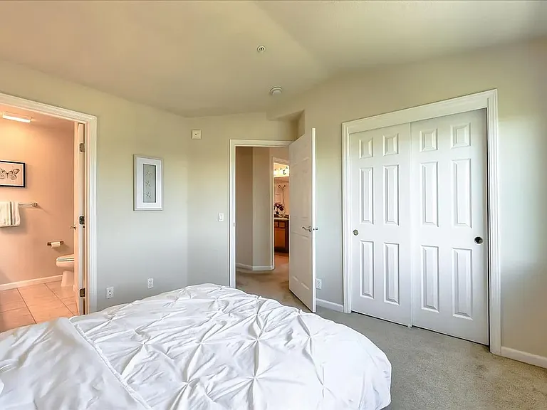 2716 McKee Rd — Photo 2
