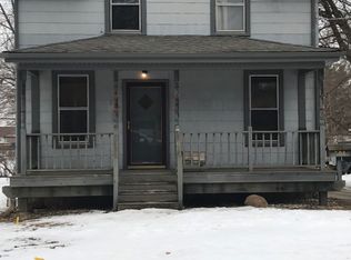 308 Dacy St, Woodstock, IL 60098