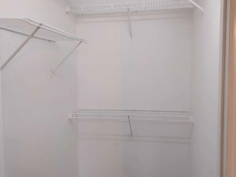 211 Ivy Glen Ct — Photo 13