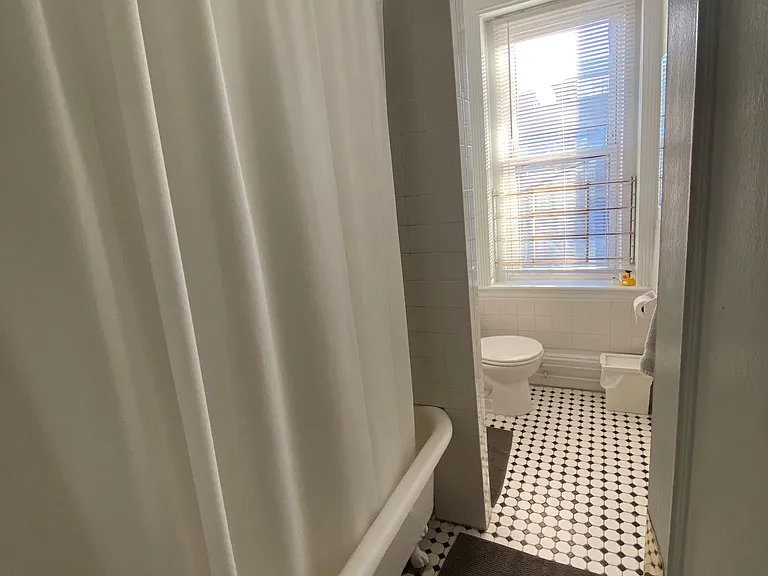 175 Hemenway St #15 — Photo 7