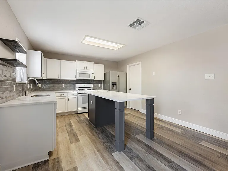1809 Vanderhill Cv — Photo 15