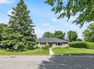 469 Braydon Ave #467, Ottawa, ON K1G 0W7