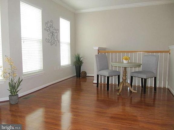 4th image of 8122 Harper Valley Ln #26
