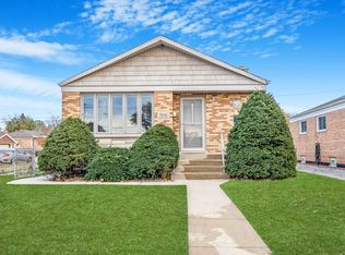 7801 Melvina Ave, Burbank, IL 60459