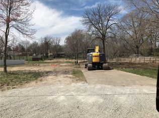 4800 NW 52nd St, Des Moines, IA 50310