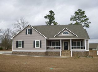 59 Surrey Cir, Tifton, GA 31793