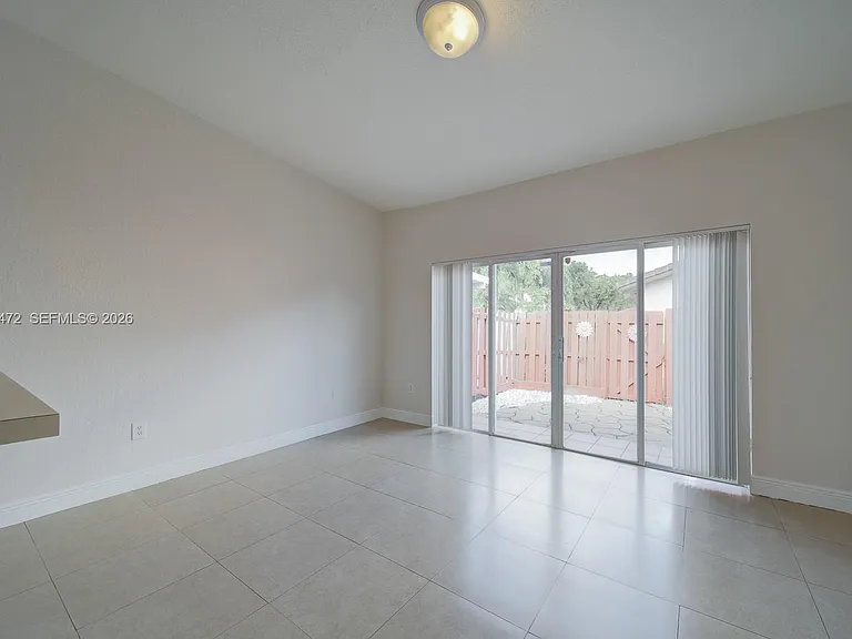 13801 SW 170th Ter — Photo 10