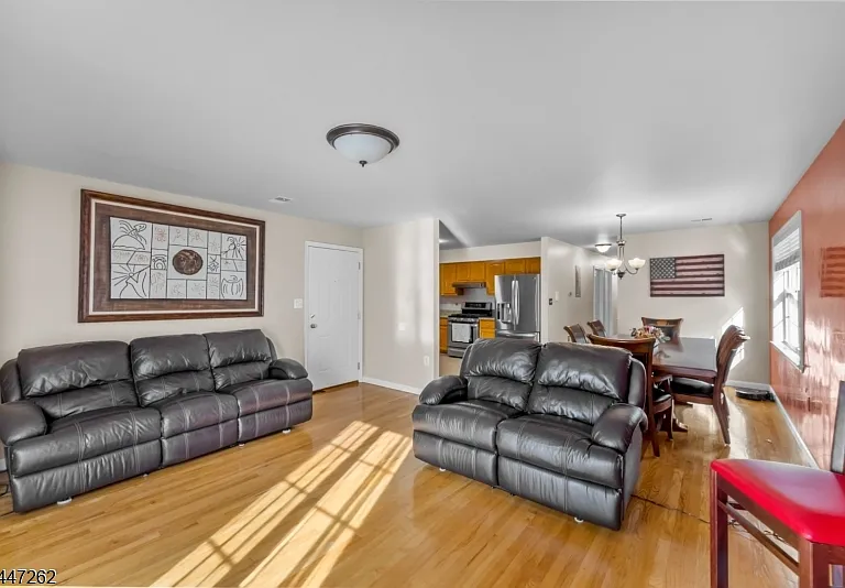 23 Chester Ave #2 — Photo 3