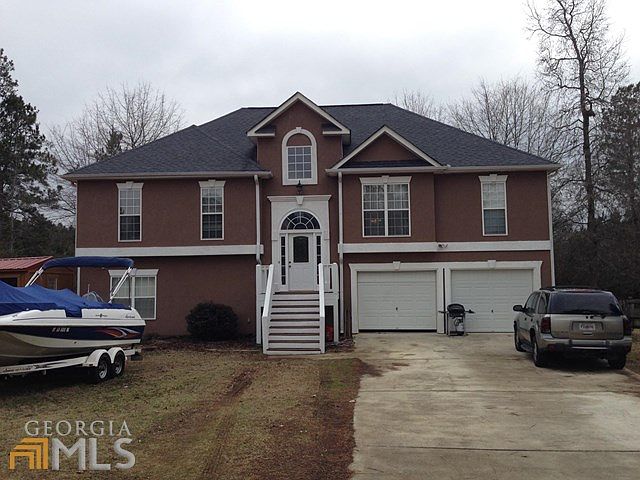 2nd image of 143 Carriage Oaks Dr