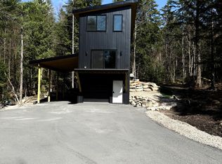 365 High Meadow Rd, East Burke, VT 05832
