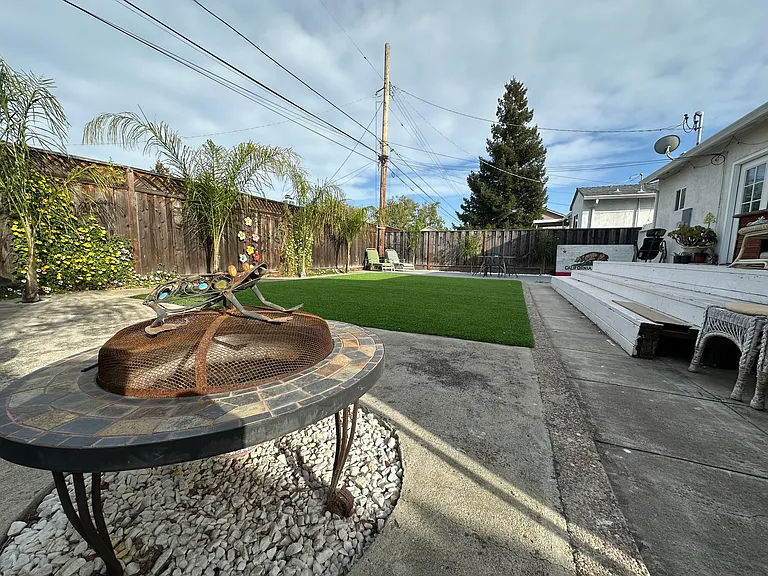 Arnold Ave — Photo 14