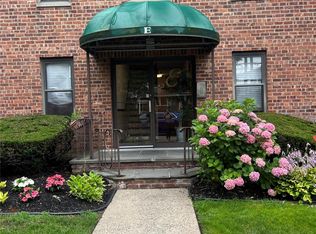 320 Atlantic Ave APT E3, East Rockaway, NY 11518