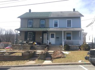 22 Maple St, Mohnton, PA 19540
