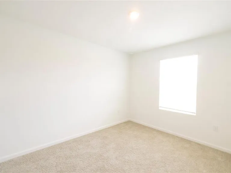 104 Royal Ranch Rd — Photo 59