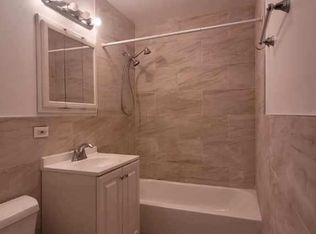 1312 Argo Ln APT 3, Lockport, IL 60441