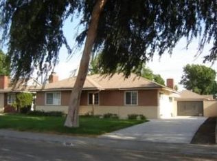 664 Russell Pl, Pomona, CA 91767