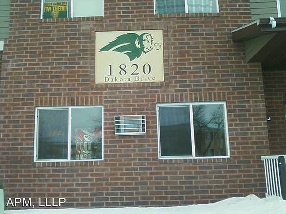 3rd image of 1820 Dakota Dr N APT 303