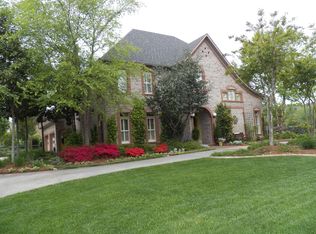 4050 Greenbrier Farm Rd, Winston Salem, NC 27106