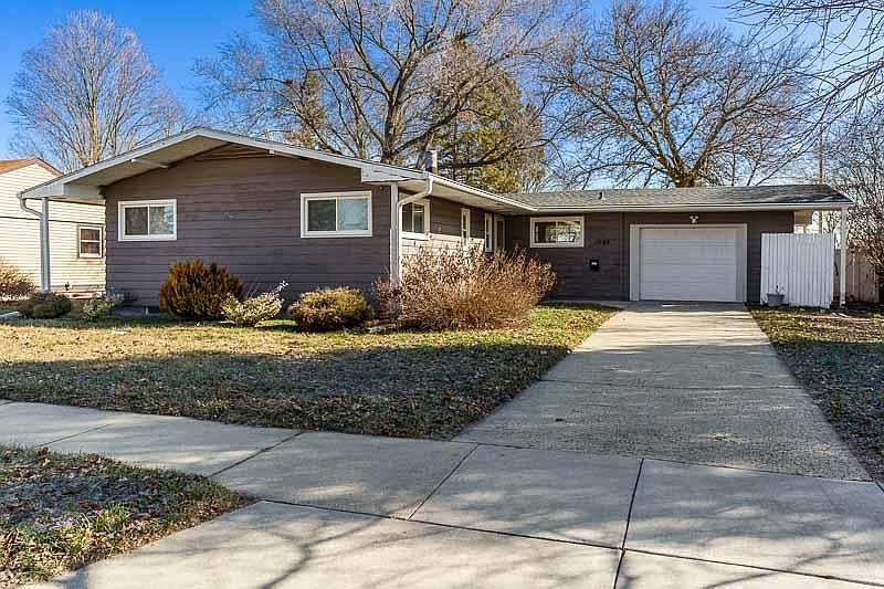 1242 Badger Street, Janesville, WI 53545 Zillow