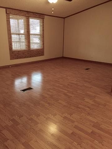 2nd image of 11217 Iris Rd