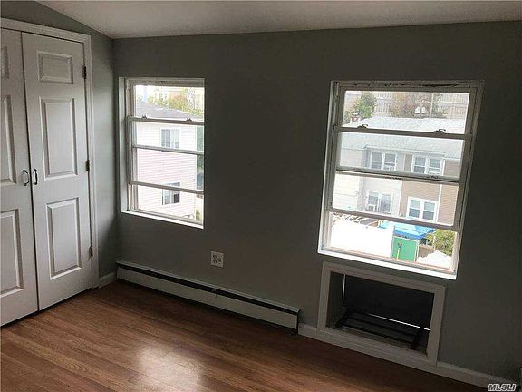 4th image of 24-38 Beach Channel Dr #2