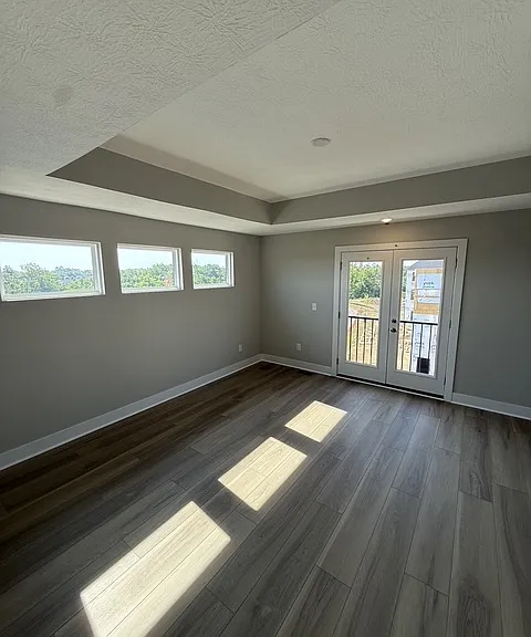 6176 Nicholas Way — Photo 16