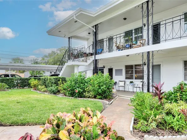 138 36th Ave N APT 107, Saint Petersburg, FL 33704