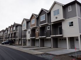 Canyon Grove Townhomes
