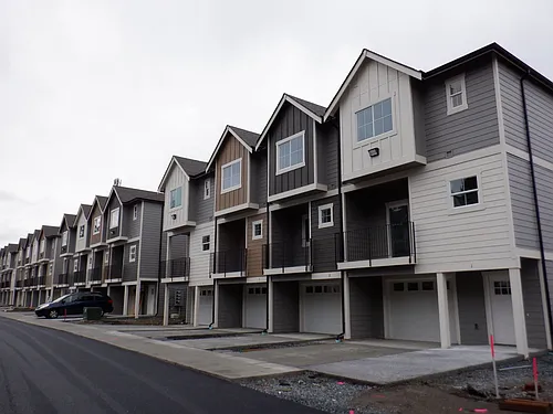 Canyon Grove Townhomes Photo 1