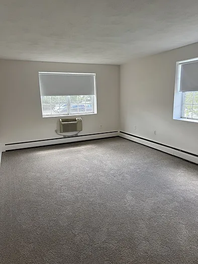60 Franklin St #8 — Photo 5