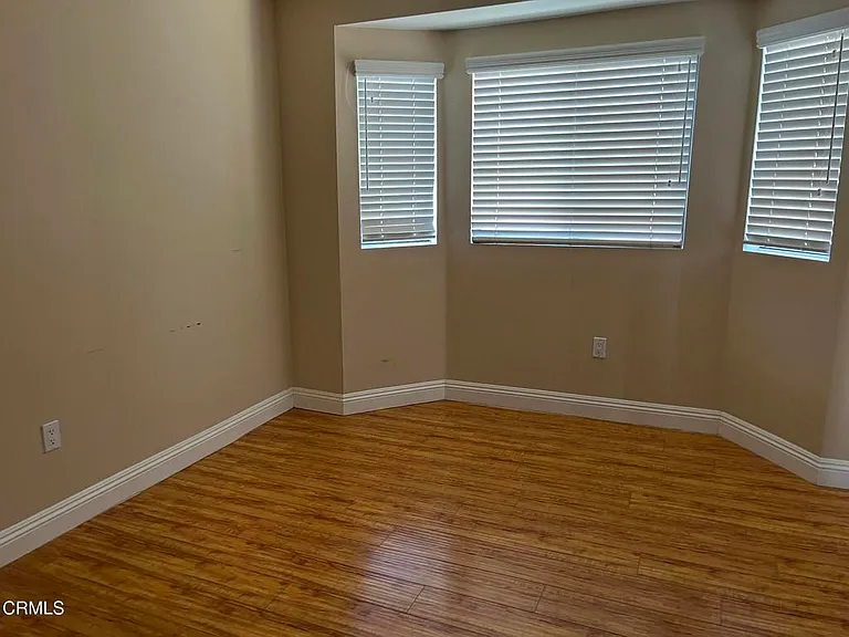320 McHenry Rd #27 — Photo 4