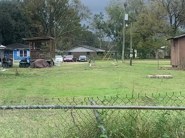 1048 Ramos St, Morgan City, LA 70380