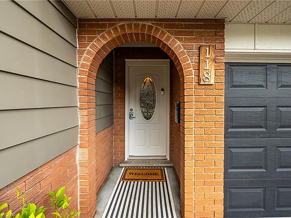 3rd image of 118 Tyrone Dr