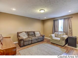 2816 Tanner Rd, Springfield, IL 62702