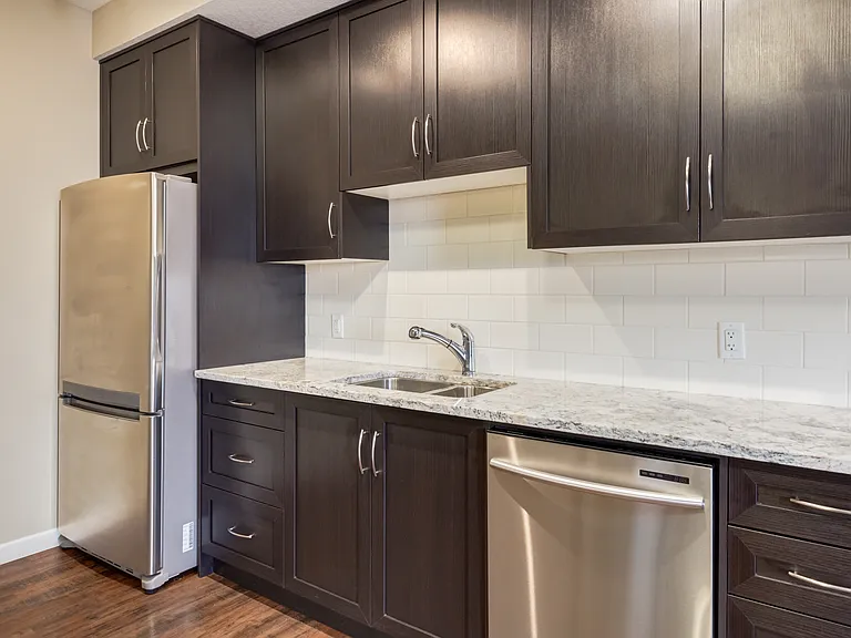 100 Quarry Vlg SE — Photo 11