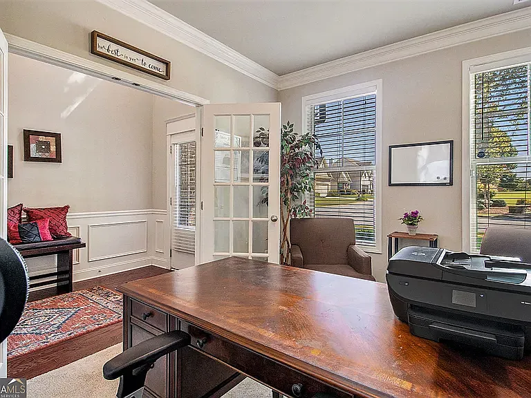 5964 Park Bend Ave — Photo 10