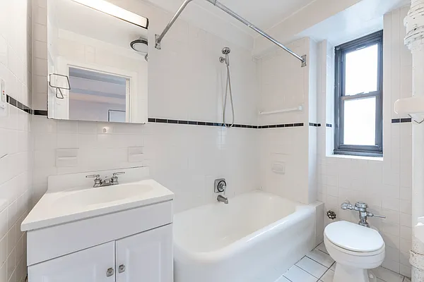 Rented by Grand Group Realty | media 10