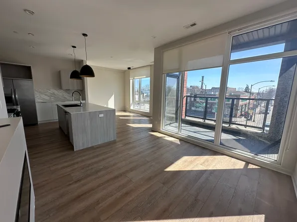 3207-205 N Narragansett Ave, Chicago, IL
