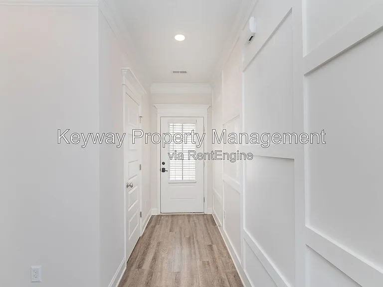 319 Sumac Trl — Photo 30