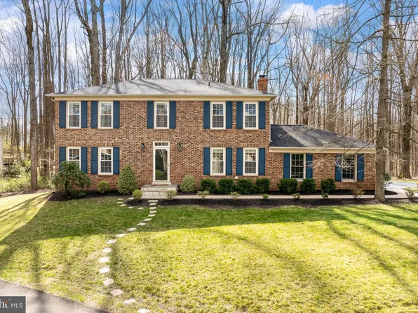 5719 Jonathan Mitchell Rd, Fairfax Station, VA 22039