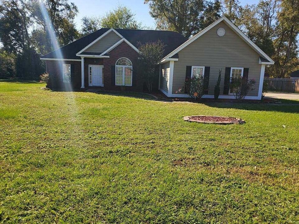 1st image of 110 Stags Leap Dr