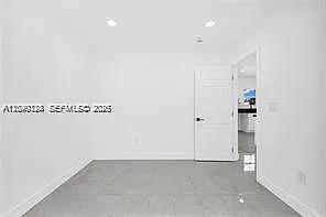 1301 Sharar Ave — Photo 7